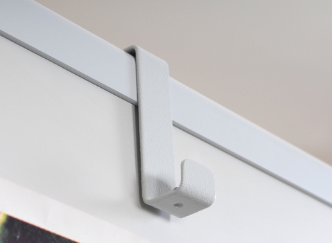 Pannelli espositivi modulari LINEA CLIPPER: particolare gancio per appendere