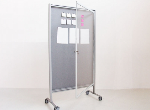 Bacheca autoportanti su ruote della linea ALA  FELTRO